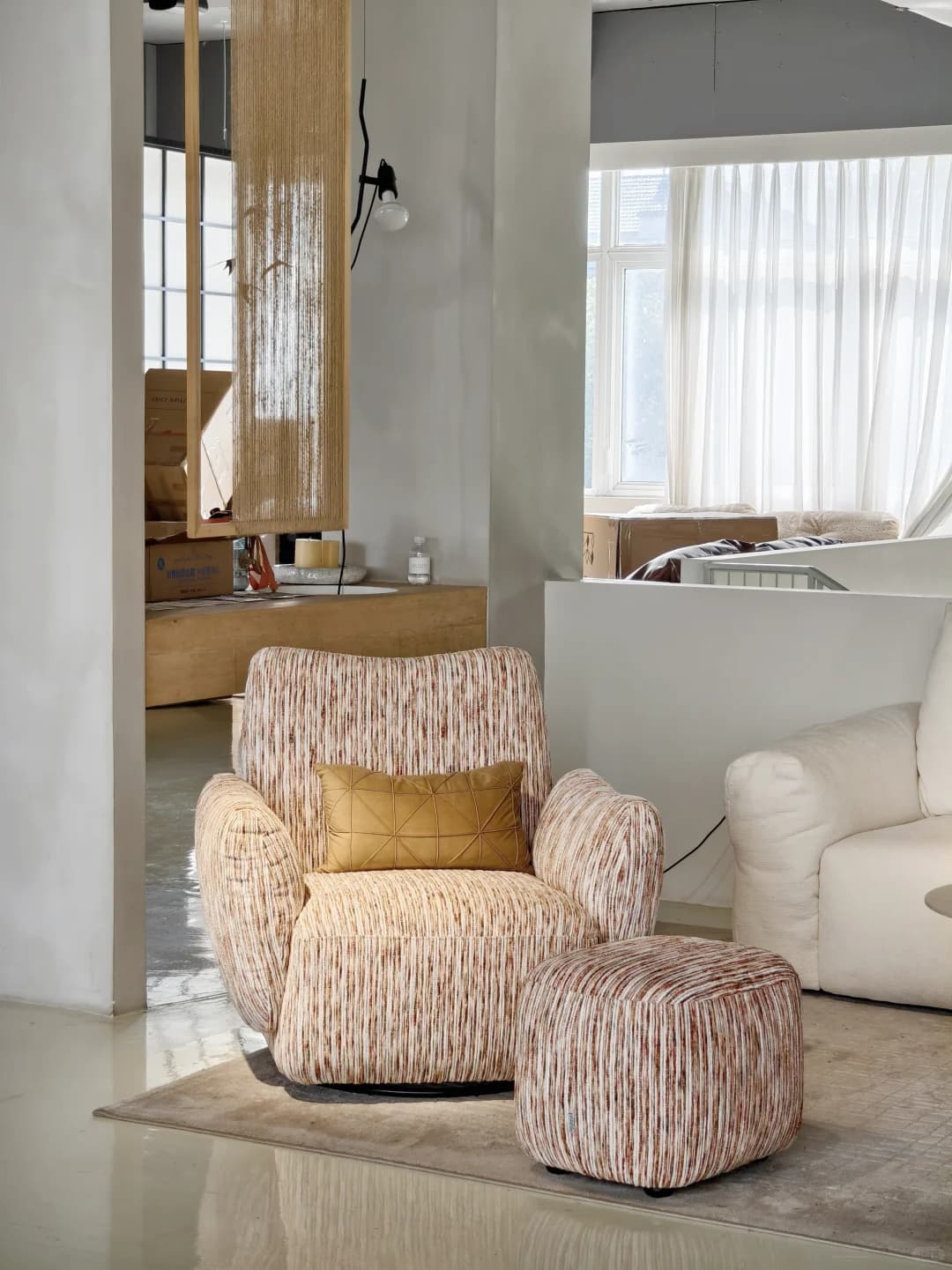 Lounge Chairs furniture collection
