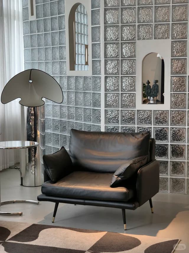 Koala Sofa shown in DIO SPACE archive image 1