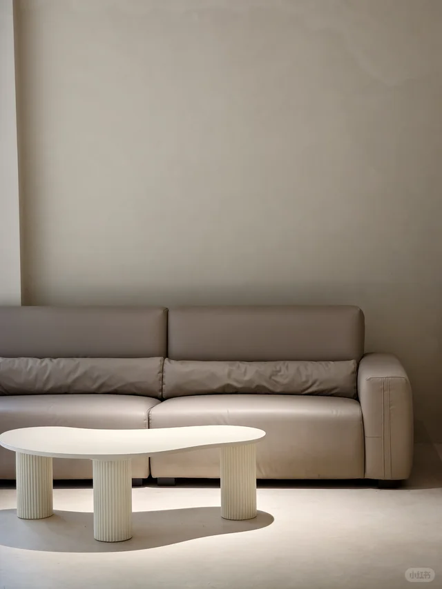 POP Café Sofa shown in DIO SPACE archive image 1