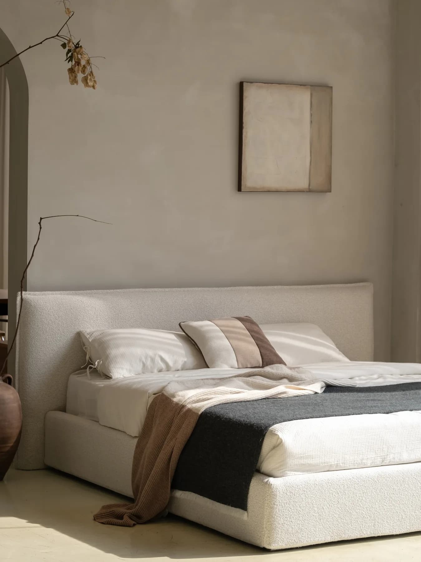 Pingchuan bed in a softly lit bedroom