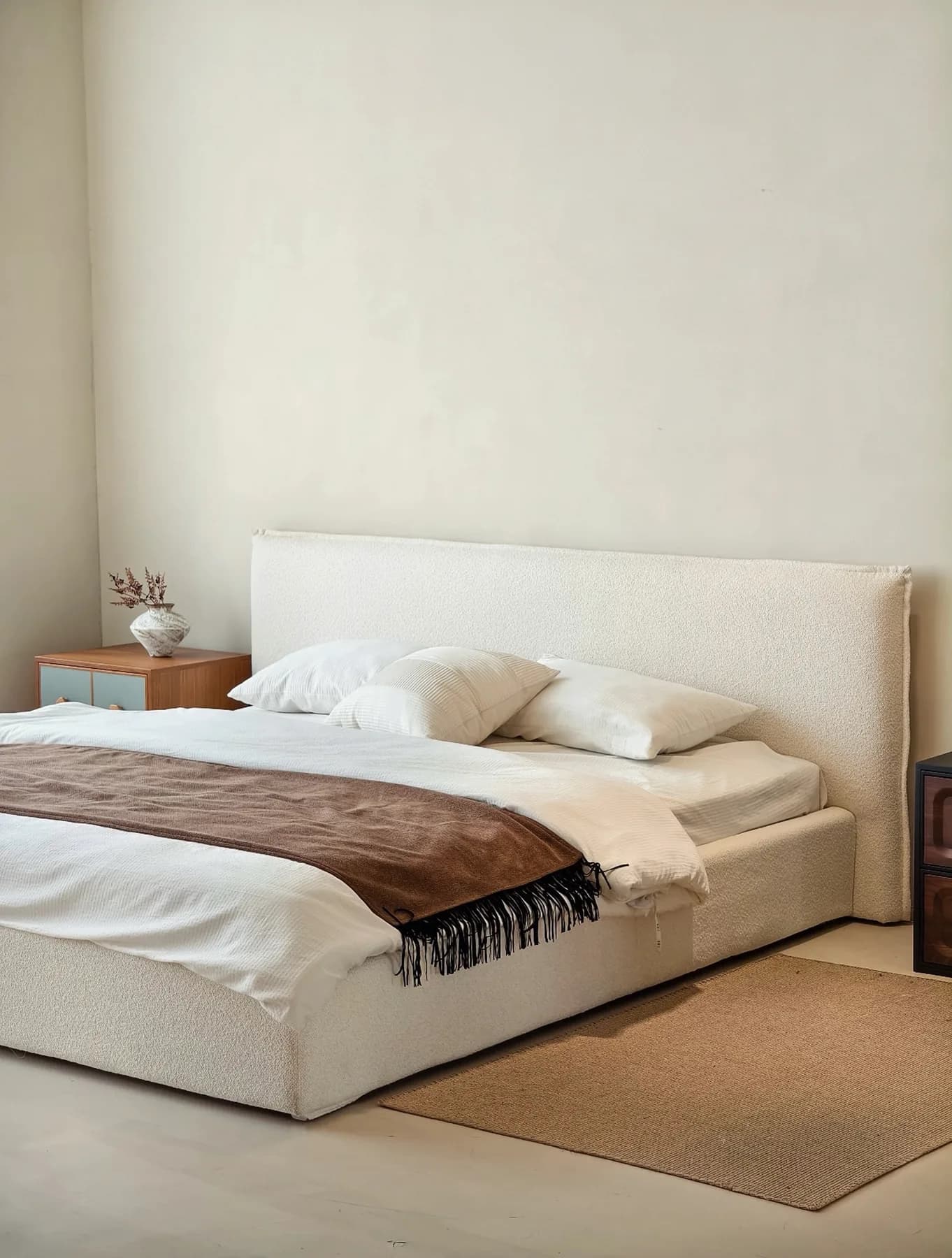 Full view of the Pingchuan bed
